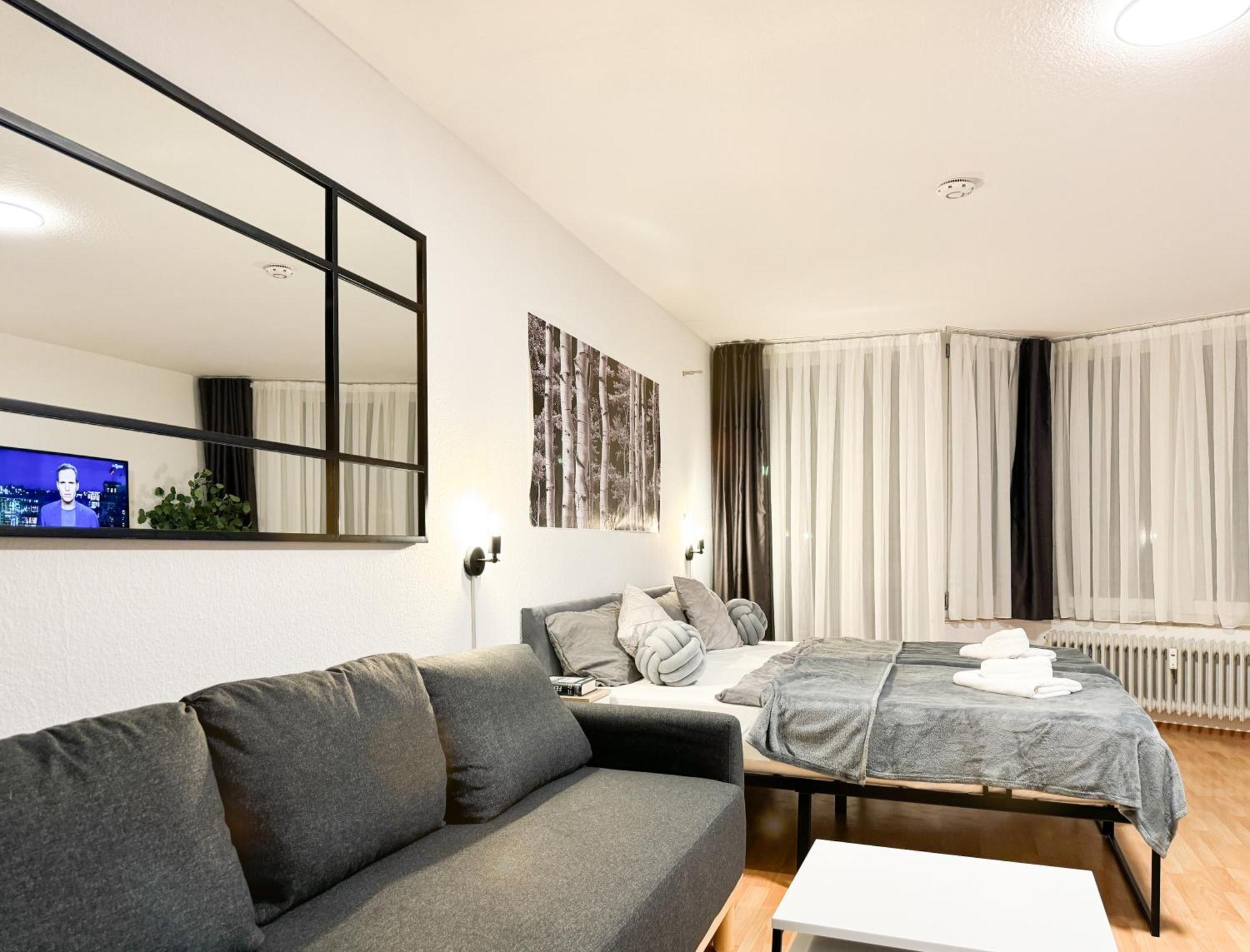 Modern Living In Karlsruhe - Frieden Apartments Bagian luar foto