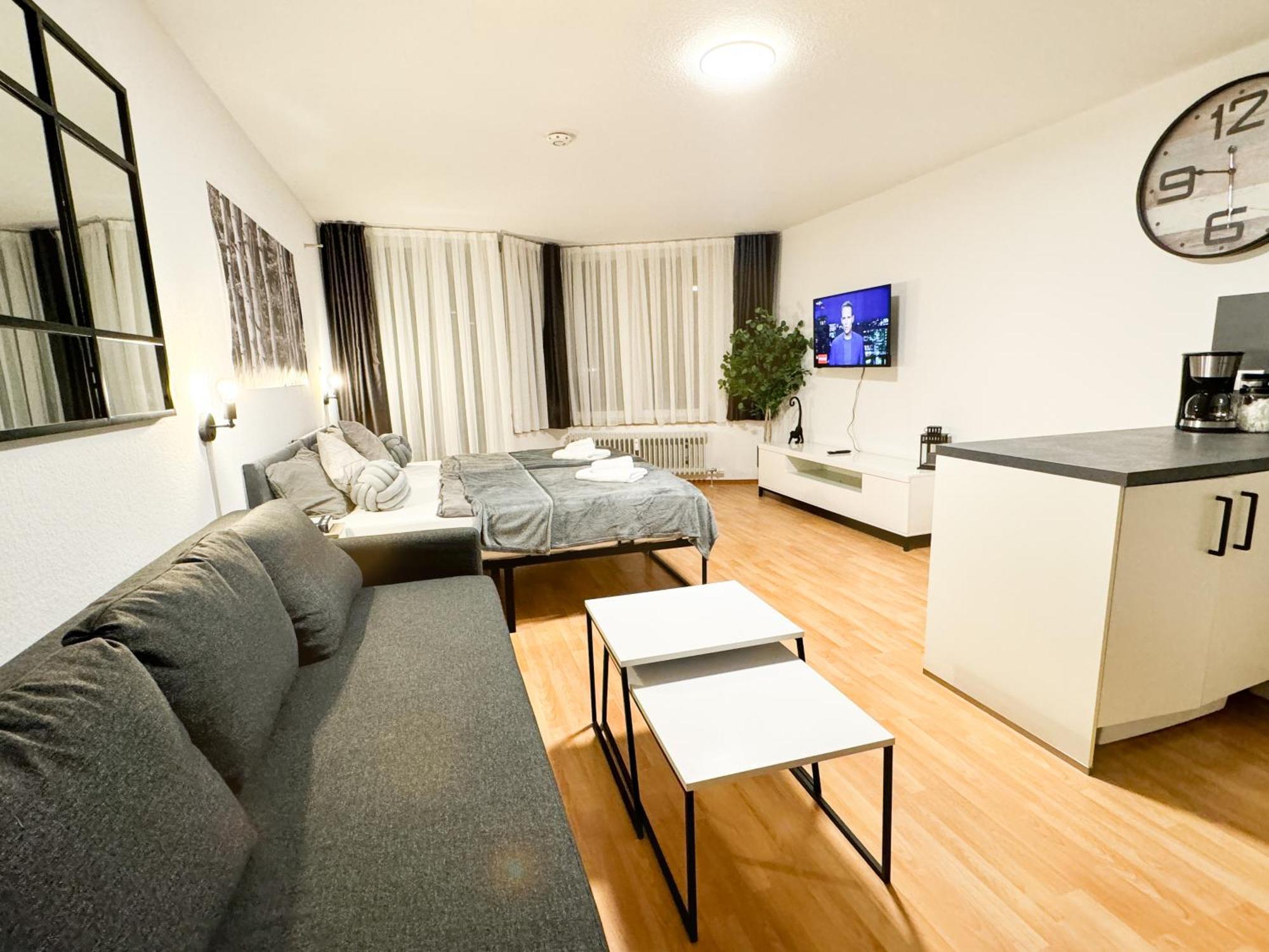 Modern Living In Karlsruhe - Frieden Apartments Bagian luar foto